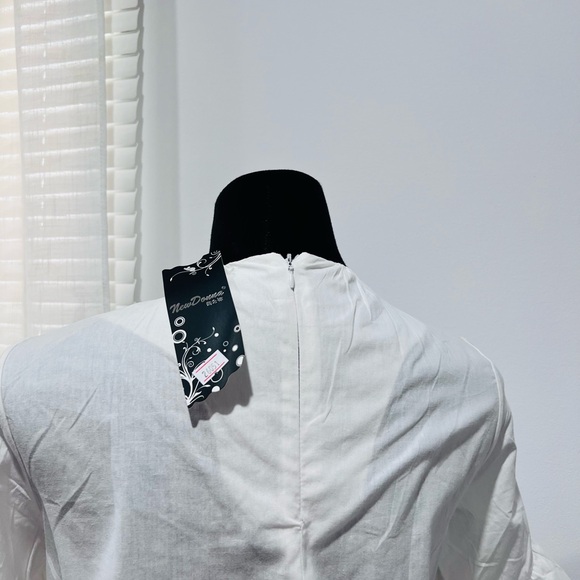 BNWT Dress - Picture 2 of 3